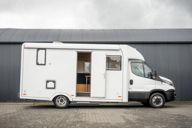 Iveco 40C18 3.0L 180PK | Camperkandidaat | 1ste Eigenaar | Automaat | Euro 6 | Camera | 3.5T Trekgwicht